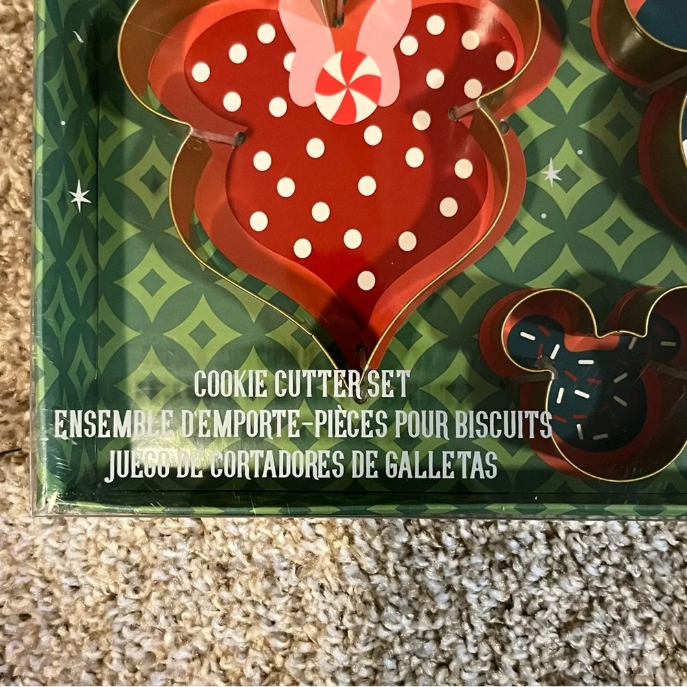 Disney Mickey Mouse Christmas cookie cutter set